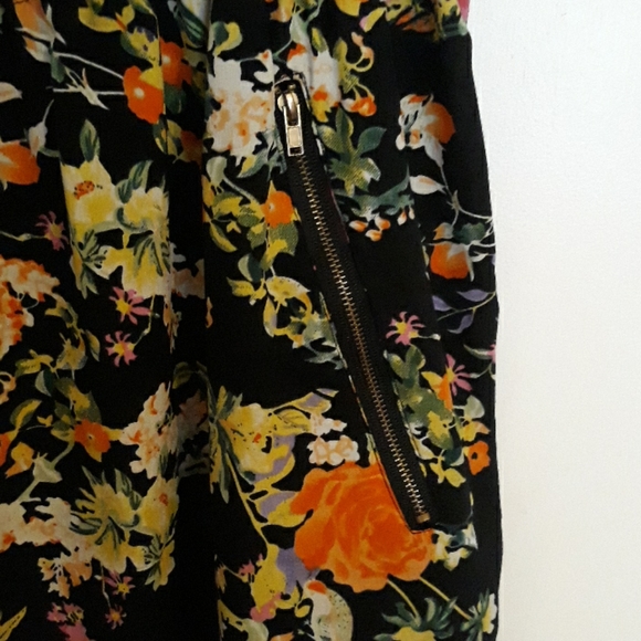 Sleeveless summer dress - Picture 3 of 3